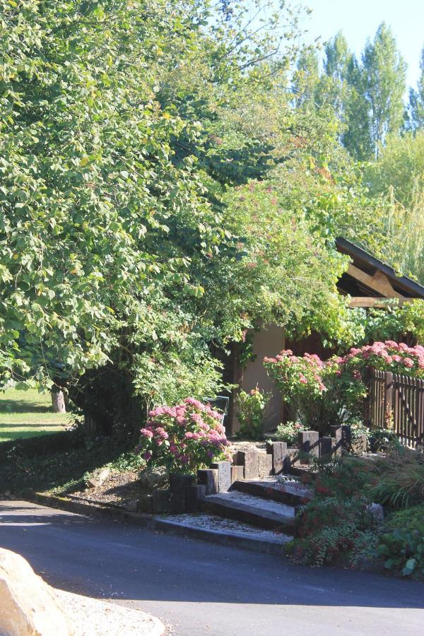 Domaine Du Jardin " Chambres D'Hotes " Saint-Jean-de-la-Haize Exterior foto